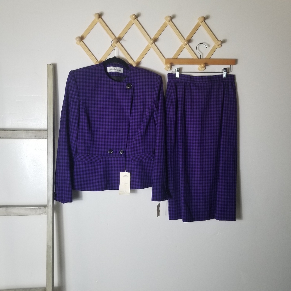 NWT VINTAGE SAKS FIFTH AVENUE BLAZER SKIRT SET SIZE 8